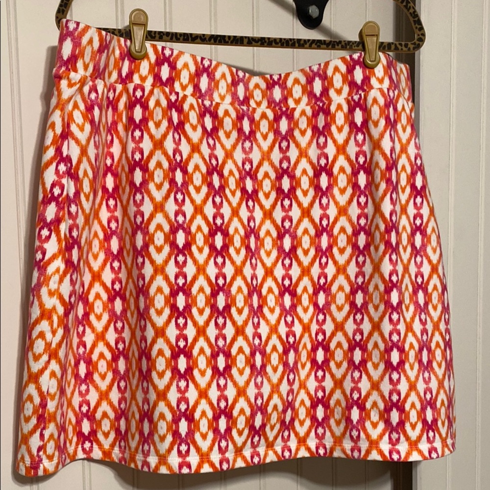 Susan Graver Vibrant Pink and Orange Patterned Skort